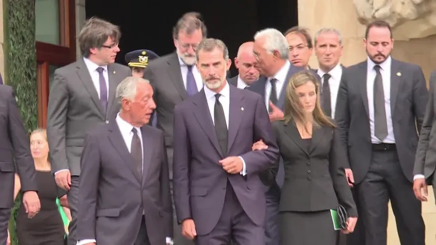 Barcelona homenajeó a las víctimas de los atentados