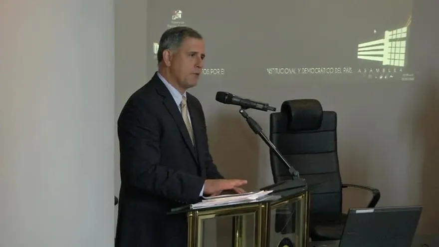 Conozca los beneficios de propuesta que compensará a padres de niños en escuelas particulares