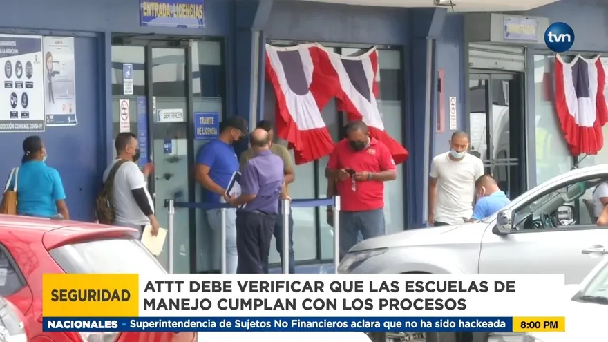 Cuidado con ofertas de sacar licencia de conducir sin cumplir trámites