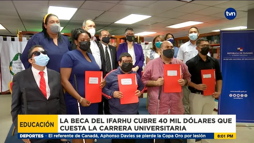 Universitarios con discapacidad visual viajarán a EEUU para aprender el idioma inglés