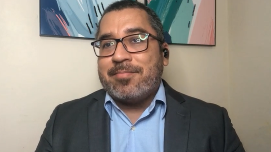 Arturo Rebollón médico epidemiólogo.