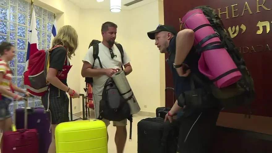 En Panamá para ver al papa, peregrinos duermen en sinagoga