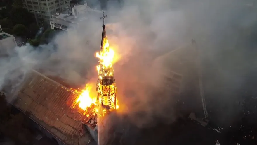Casi 600 detenidos en Chile durante jornada de conmemoración de protestas