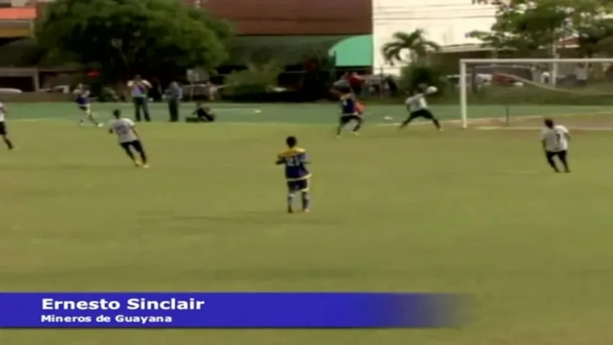 Los dos goles de Ernesto Sinclair anotados en la Copa Venezuela