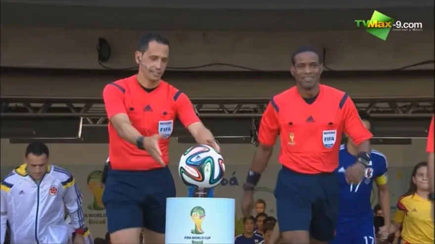 La llegada de nuestro árbitro mundialista Roberto Moreno a Panamá