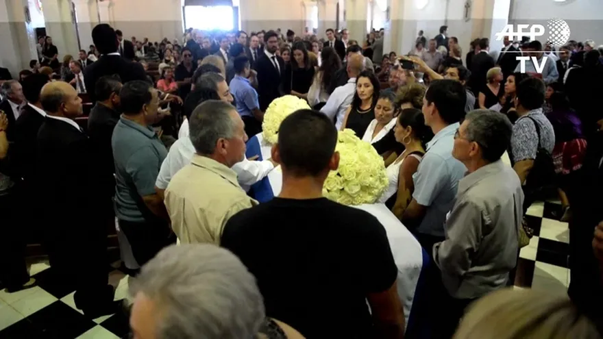 El último adiós al expresidente Flores