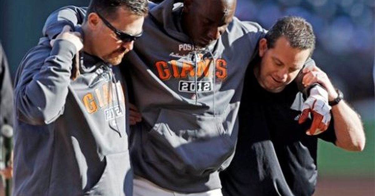 Roberto Kelly Recibi Pelotazo En La Cabeza MLB TVN Panam 