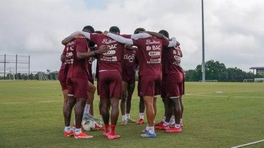 Entrenamiento de la selección de Panamá previo a su viaje a Arizona