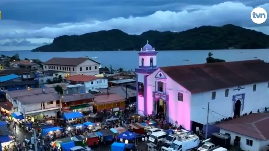 Portobelo recibe miles de feligreses del Cristo Negro