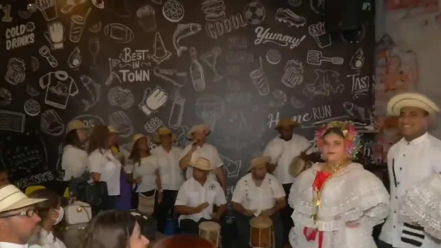 Desfile de Polleras en San Miguelito