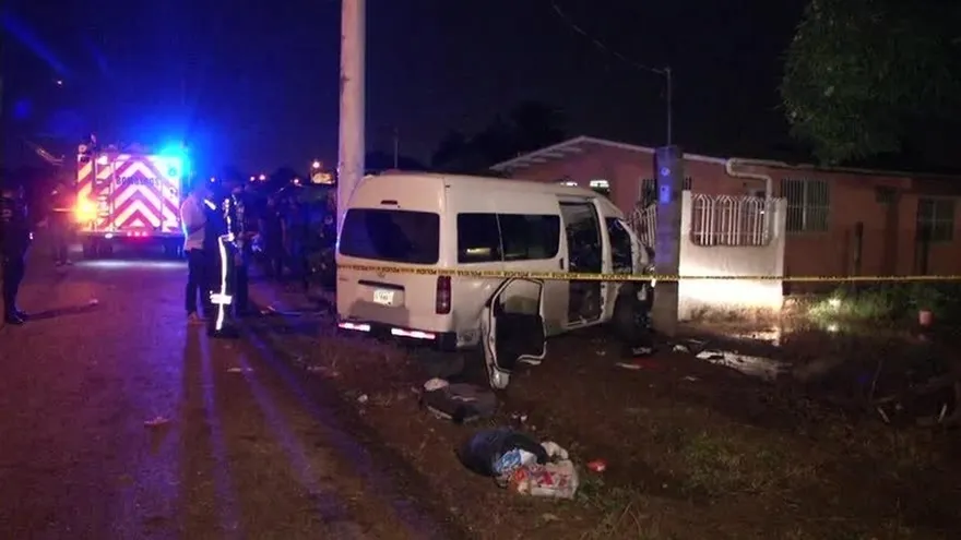 Dos víctimas por accidente de bus pirata en Tocumen