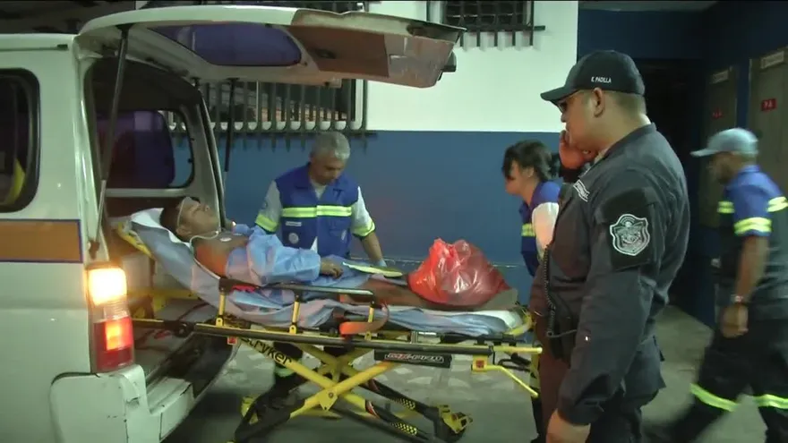 Ladrón se hace pasar por pasajero para robar