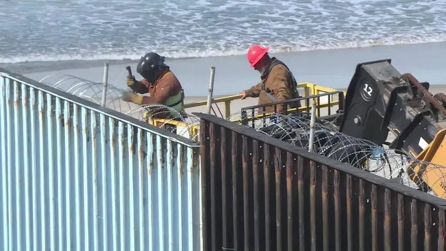 Trump pide USD 8.600 millones para muro en presupuesto 2020