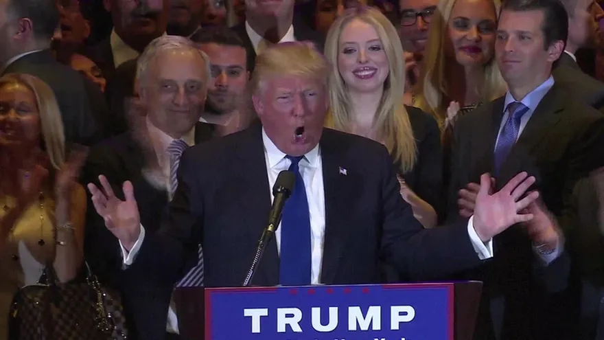 En Nueva York, Clinton y Trump afianzan su liderazgo