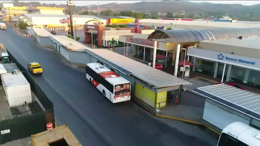 Inhabilitan parte de la Estación La Doña por obras del metro