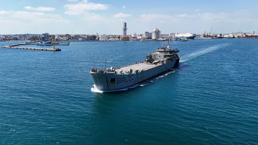 El gobierno de México envió un buque con ayuda humanitaria a Cuba