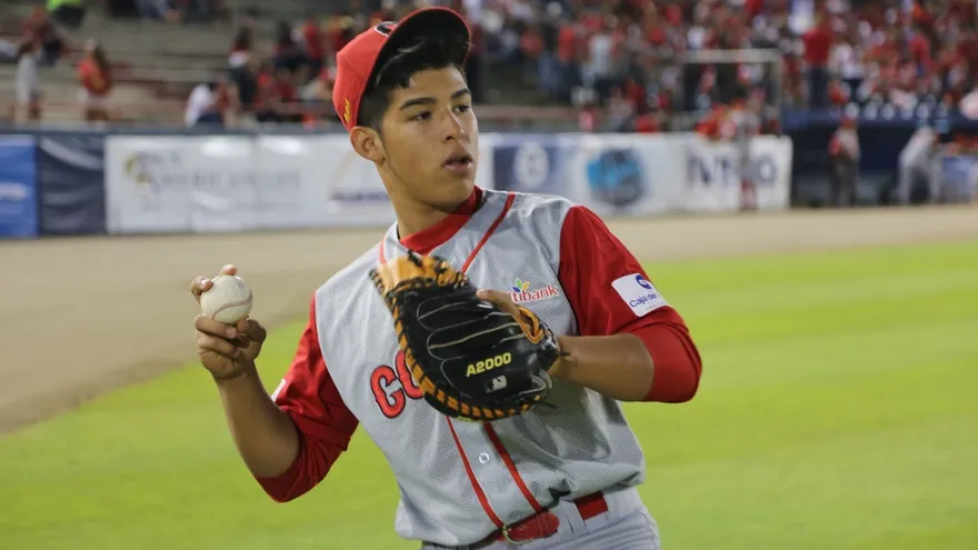 Coclé gana y lleva ventaja sobre Panamá Este