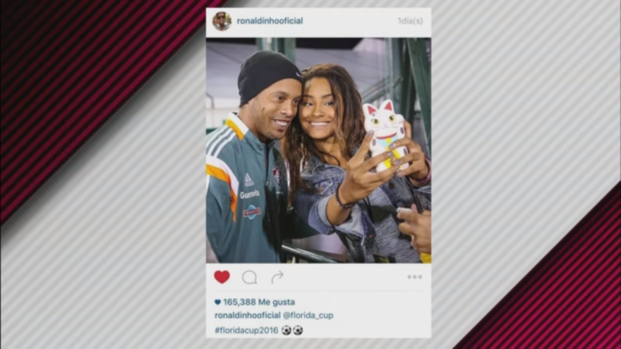 Ronaldinho subió su foto con Da Luna