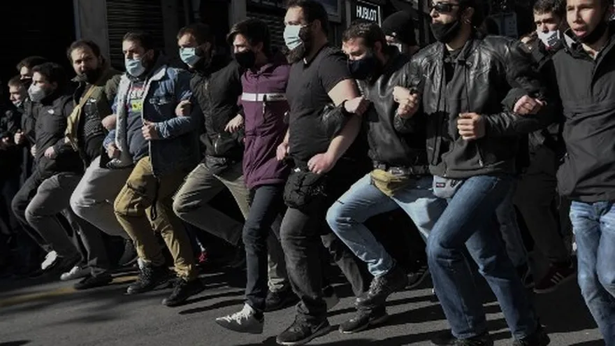 Estudiantes griegos protestan