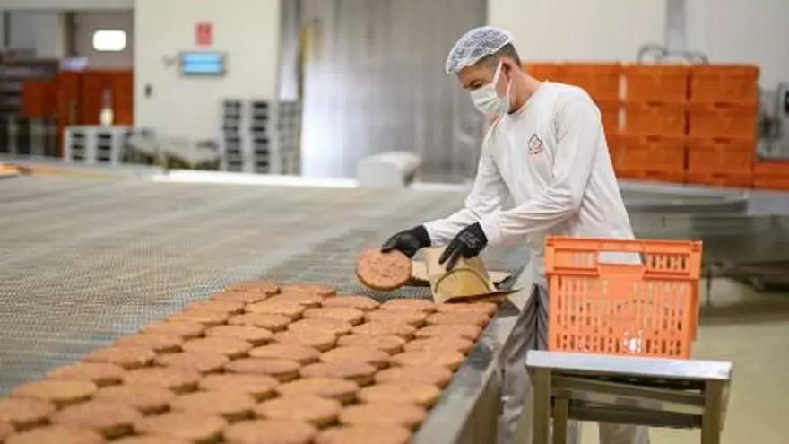 Replican pan con más de 500 años de antigüedad