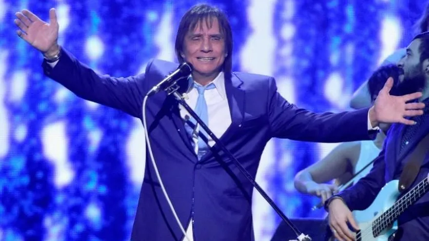 Roberto Carlos, leyenda de la música de Brasil.