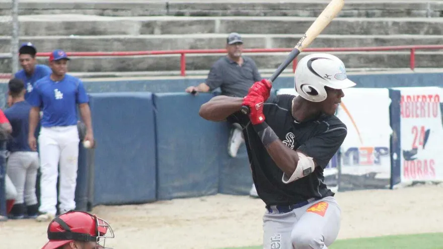 Profesionales completan la selección panameña para el Mundial de Béisbol Sub-18