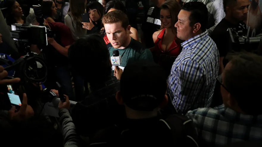 El "Canelo" Alvarez criticado por enfrentar a boxeadores inferiores