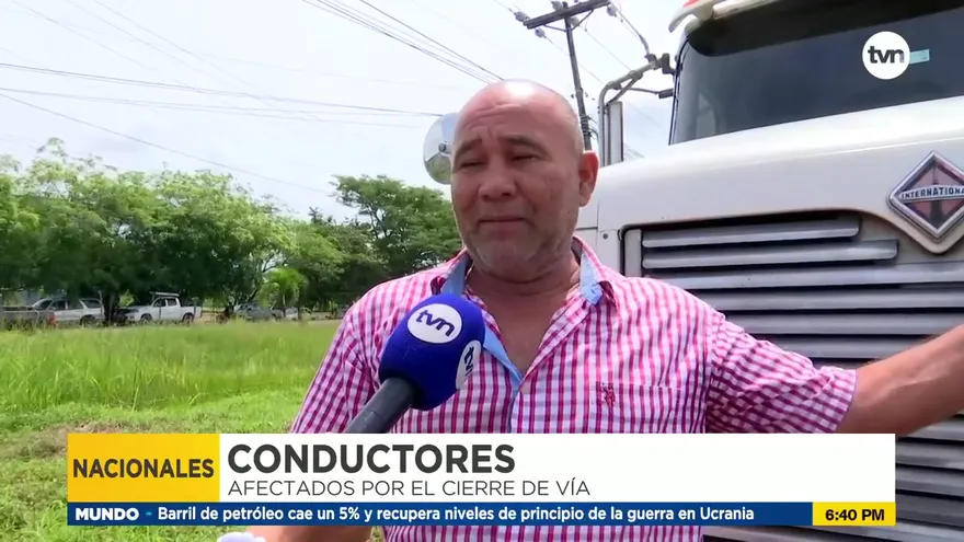 Conductores tienen dos días varados