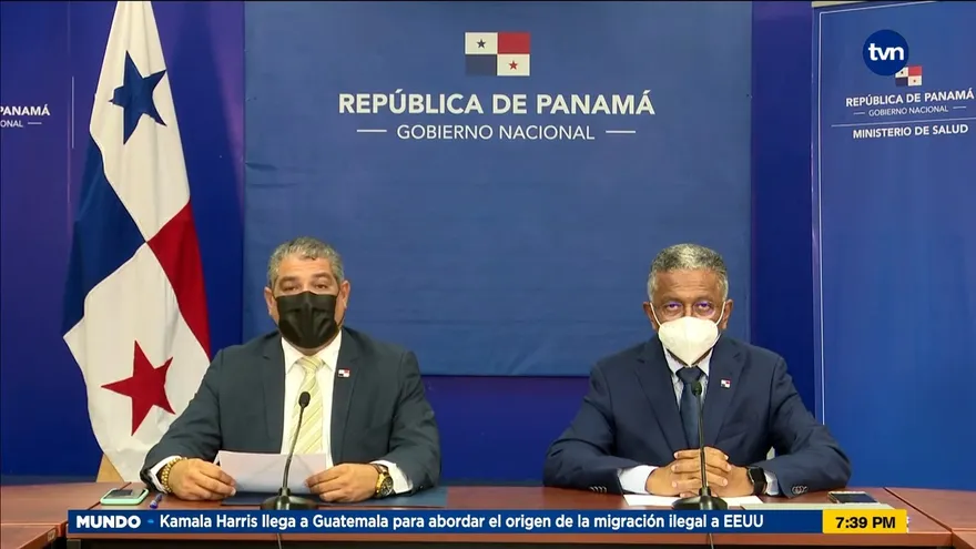 Vacuna AstraZeneca será administrada a mujeres de 30 años en adelante