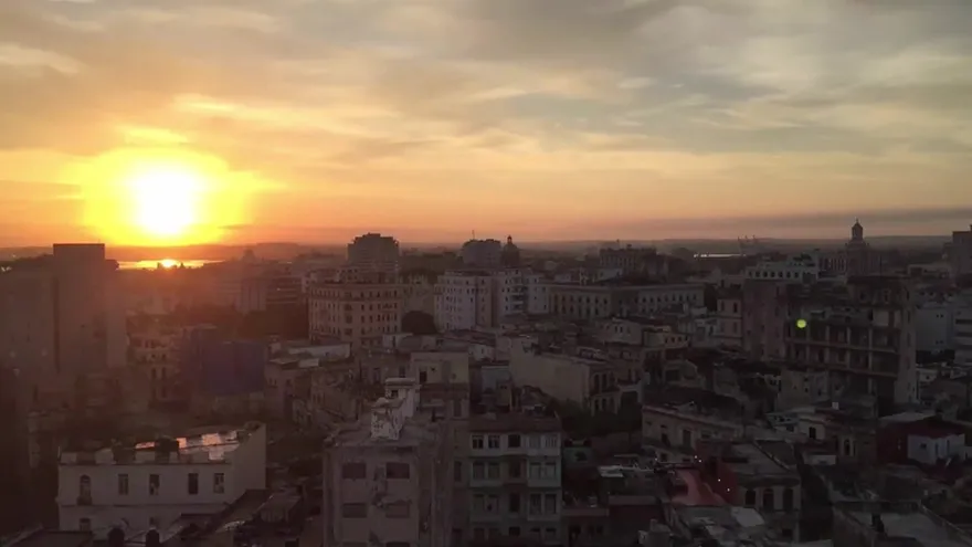 La belleza de los "almendrones"