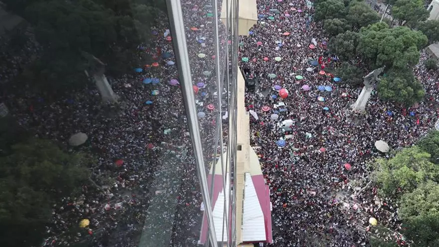 Mujeres participan en una manifestación contra el candidato ultraderechista a la presidencia de Brasil Jair Bolsonaro hoy, sábado 29 de septiembre de 2018, en la ciudad de Río de Janeiro (Brasil).