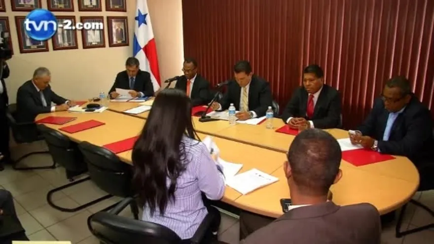 Discutirán proyecto de gasolina con etanol opcional