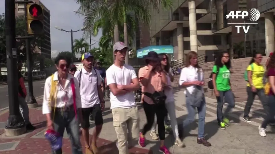 Oposición venezolana muestra su fuerza en la calle