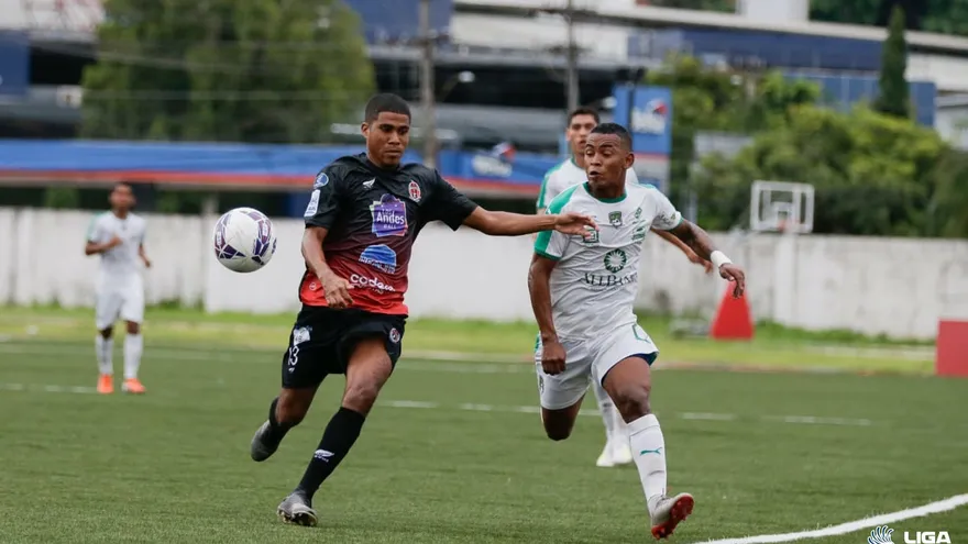 Sporting SM sigue sin saborear el triunfo al empatar con Costa del Este