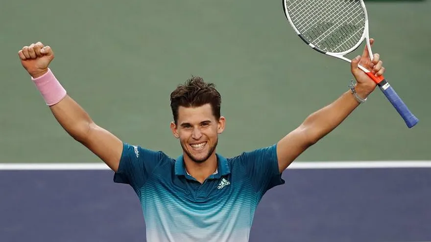 Thiem remonta a Federer y logra el mayor título de su carrera