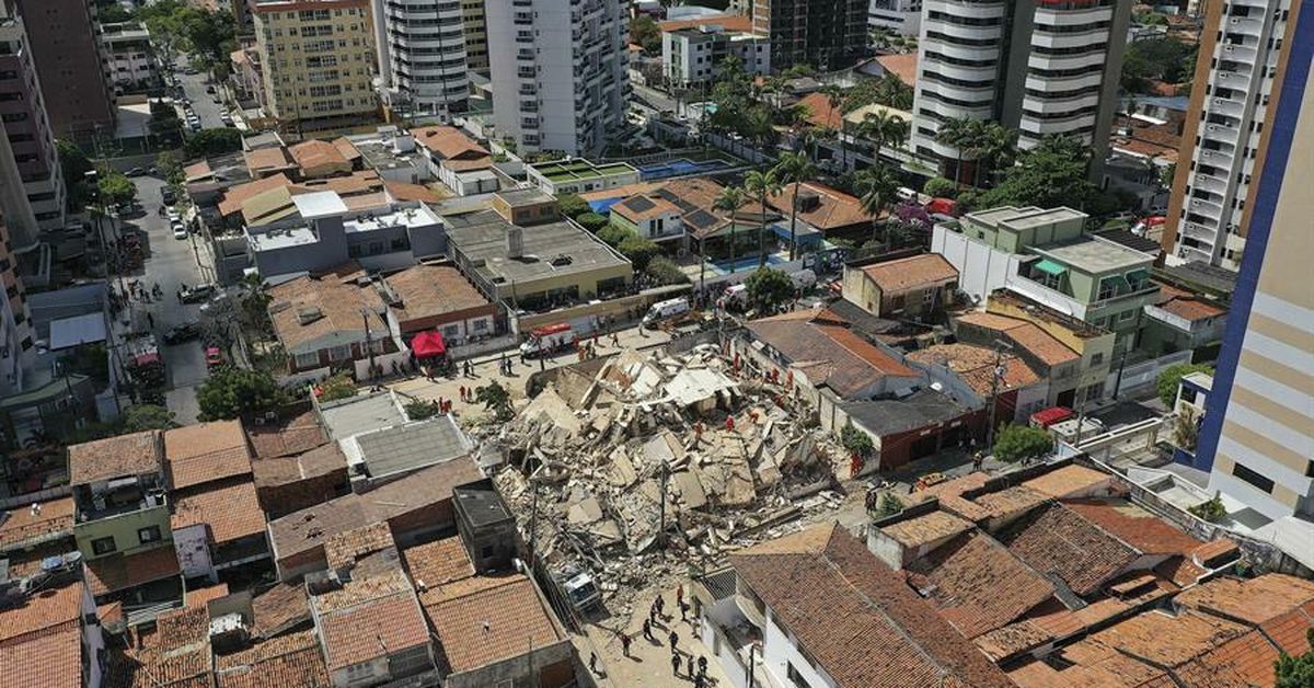 Confirman dos muertos y nueve desaparecidos en el derrumbe de un ...