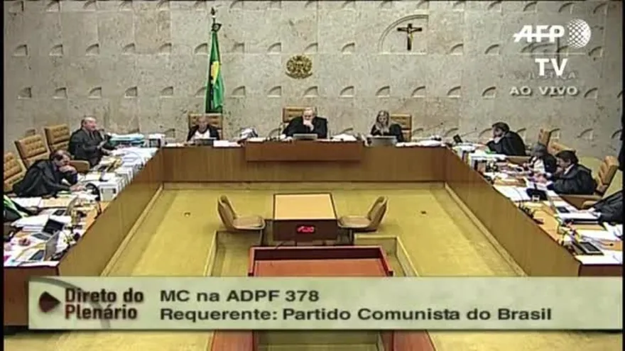 Justicia brasileña ordena volver a iniciar juicio político