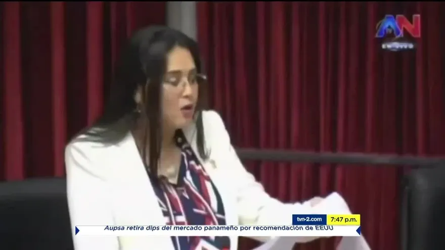 Polémica por anteproyecto de ley sobre música extranjera