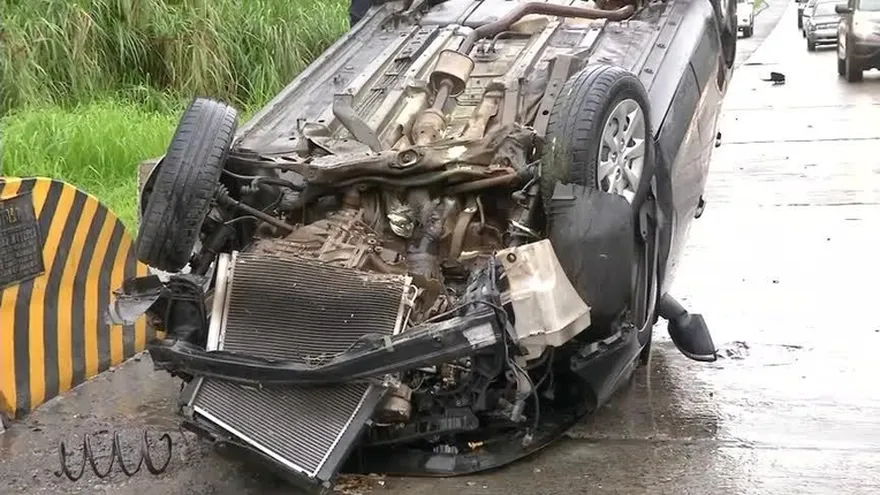 Un herido dejó vuelco en el Centenario