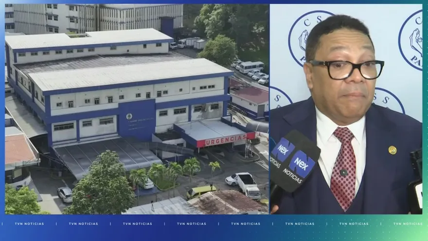 El director de la Caja del Seguro Social, Dino Mon, durante la presentación de su informe.