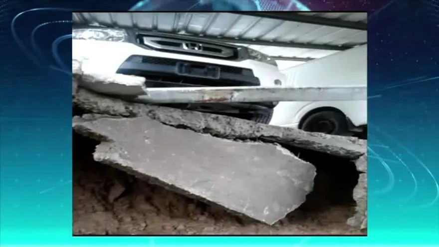 Muro de contención se cae en la 24 de Diciembre