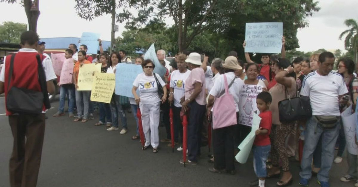 Pacientes protestan por falta de medicamentos - Nacionales | Tvn Panamá