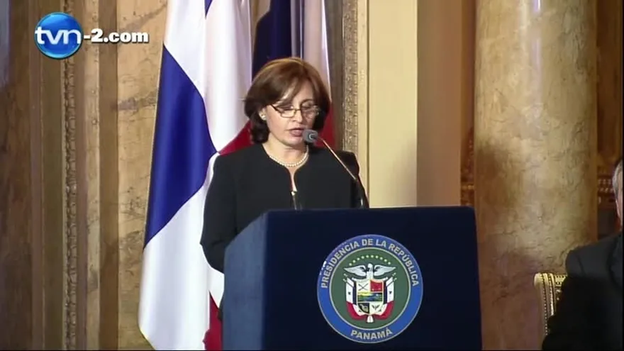 Diputados piden "amplia consulta" ante designación de Procuradora