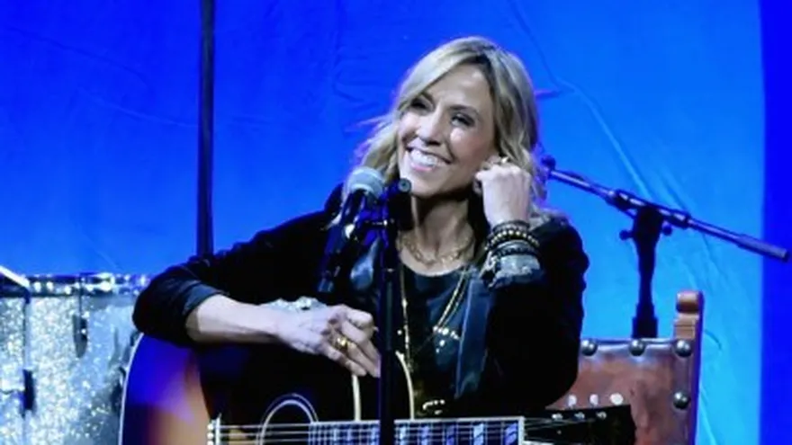 Sheryl Crow lanzará su último álbum con grandes artistas como invitados