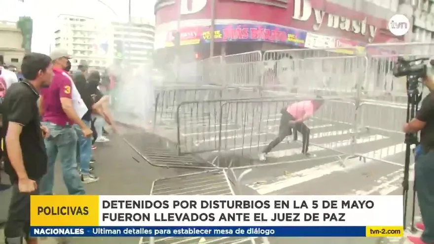 Detenidos en disturbios enfrentarán cargos penales