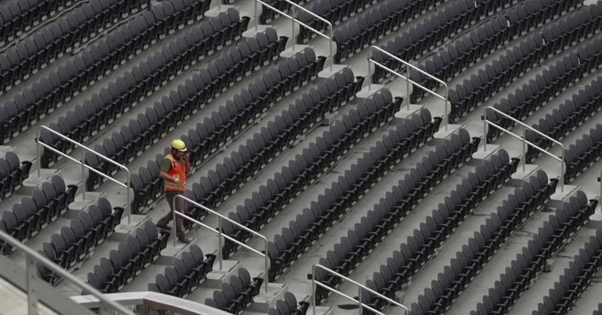 El estadio de Los Ángeles se somete a un lavado de cara para el Mundial