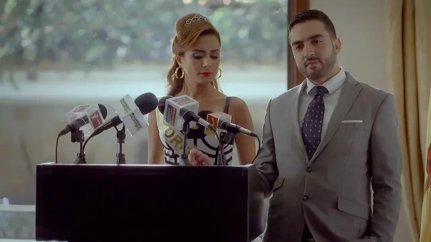 Sin Senos Sí Hay Paraíso 2 - Capítulo 18