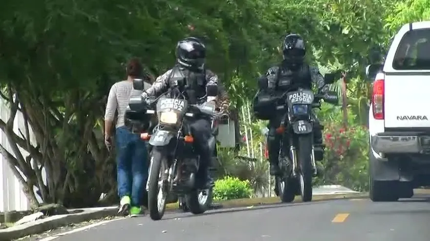 Policía Nacional frustra robo en Santa Elena