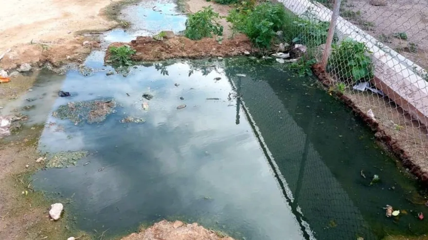 Residentes en Paso Canoas protestan por el desbordamiento de aguas negras