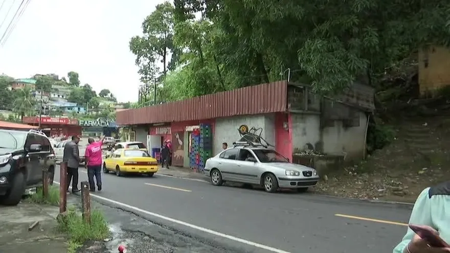 Se registra deslizamiento de tierra en Samaria